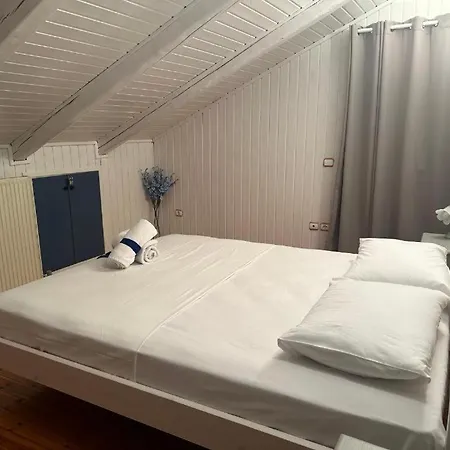 Apartament Whitehome *